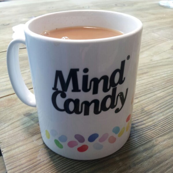 รูปภาพถ่ายที่ Mind Candy HQ โดย Ed เมื่อ 4/5/2013