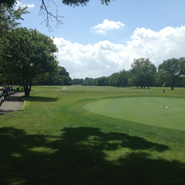 Снимок сделан в Clearview Park Golf Course пользователем George P. 7/15/2013