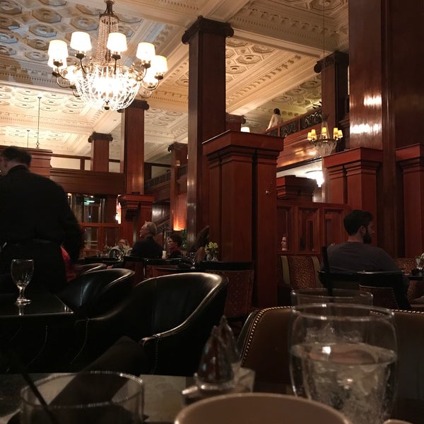 Photo taken at The Benson Portland, Curio Collection by Hilton by Jeffrey H. on 5/13/2018