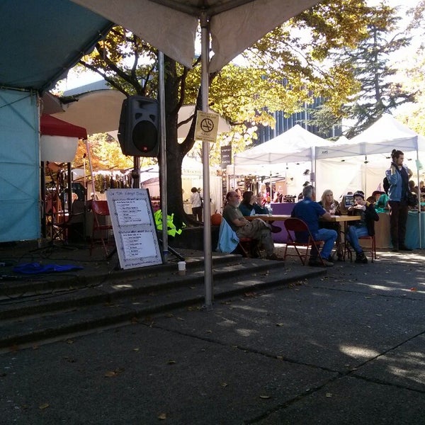 Photo taken at Eugene Saturday Market by Roxy C. on 10/19/2013