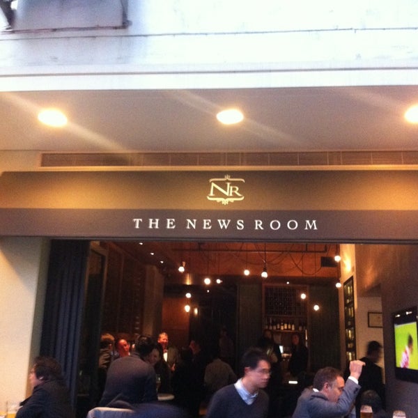 Foto tirada no(a) The News Room Diner por Lee H. em 1/11/2013