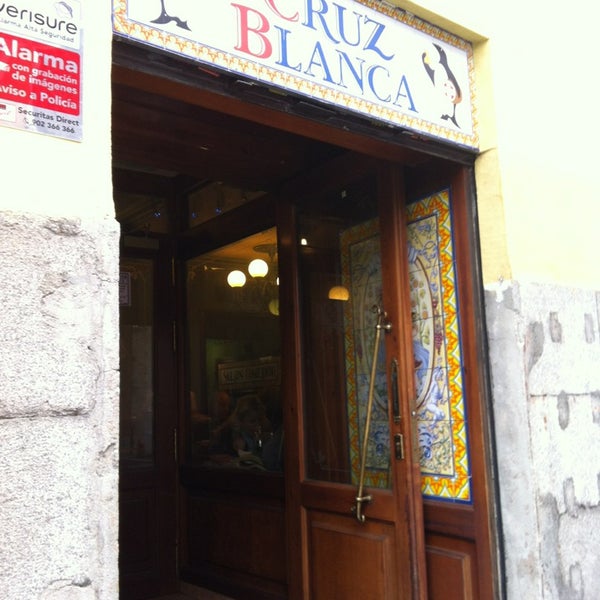 Photo taken at Restaurante Cruz Blanca by Oksana C. on 12/31/2012