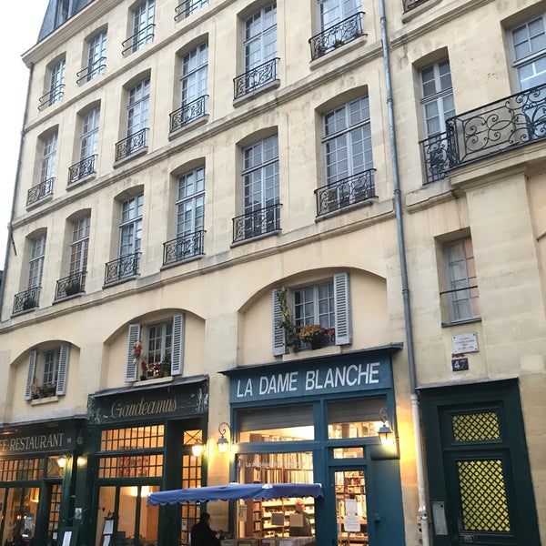 La Dame Blanche Record Shop In Sorbonne