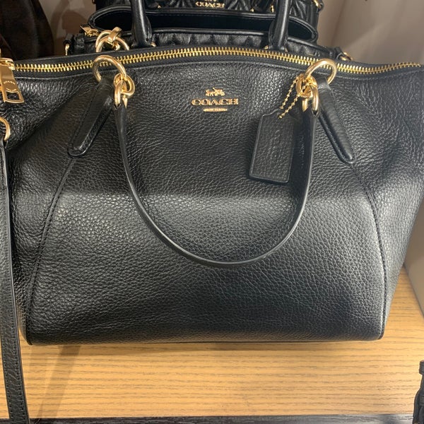 COACH Outlet Fashion Accessories Store in Tung Chung