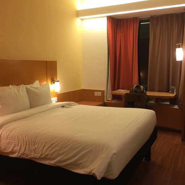 Снимок сделан в ibis Singapore on Bencoolen пользователем Scott🇭🇰🇨🇳🇹🇭🇨🇦 9/22/2015