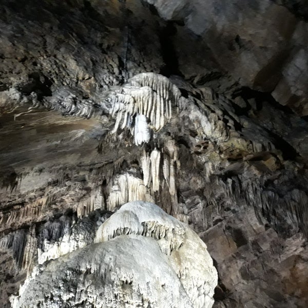 Foto scattata a Le Domaine des Grottes de Han / Het Domein van de Grotten van Han da Iris K. il 9/1/2018