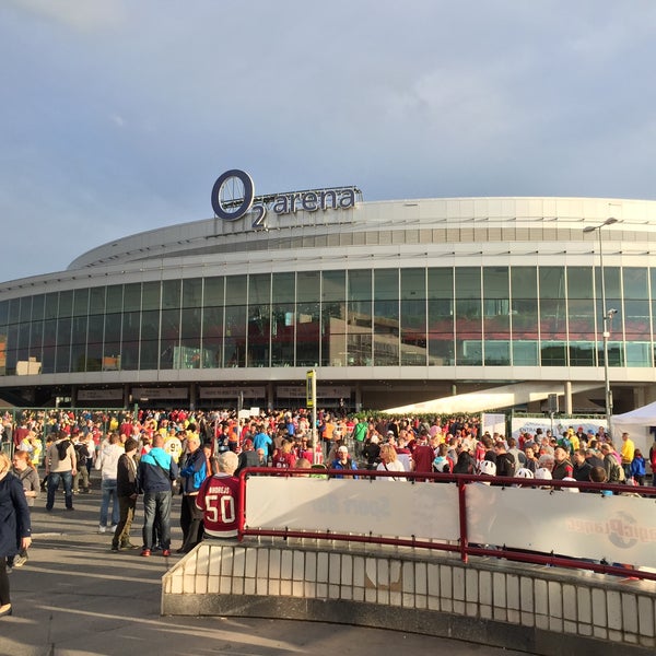 Photo taken at O2 arena by Kas.par?s on 5/6/2015