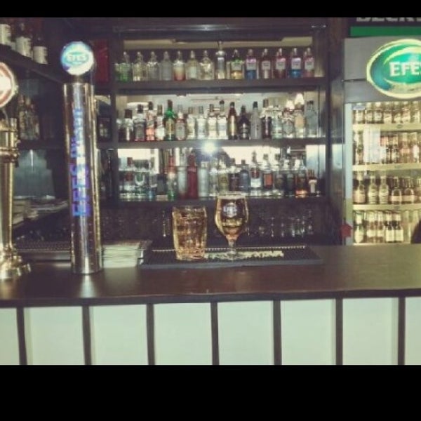 3/20/2013에 Burak님이 Chevita Cafe &amp; Bar에서 찍은 사진