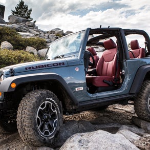 http://ow.ly/gI9n8 - Jeep sets all-time sales record in 2012