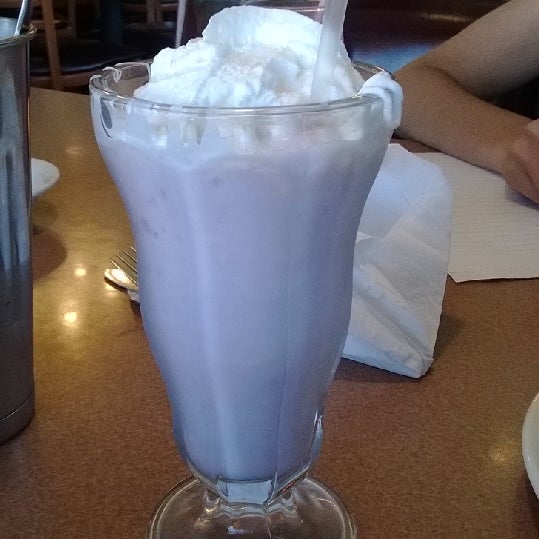 Denny's - 16575 Sherman Way