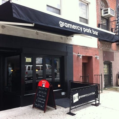 11/20/2012 tarihinde Gramercy P.ziyaretçi tarafından Gramercy Park Bar'de çekilen fotoğraf