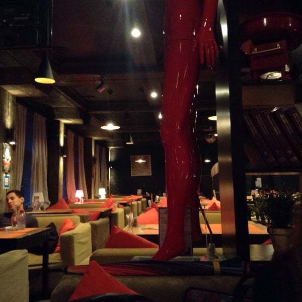 9/7/2015에 Женя К.님이 Shishas Lounge Bar에서 찍은 사진