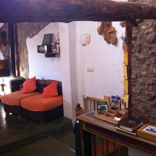 Un lugar genial para relajarte y visitar lugares increíbles de la Sierra de Albarracín. Muy recomendable !