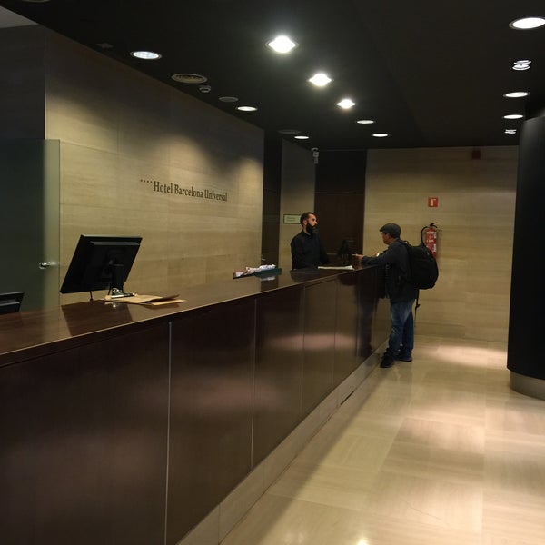 Das Foto wurde bei Hotel Barcelona Universal von L_obett C. am 3/21/2016 aufgenommen