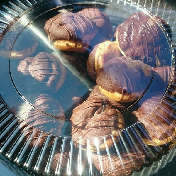 Big Apple Bakery Cake Shop & Fine Confectionery - 2 tips from 30 visitors