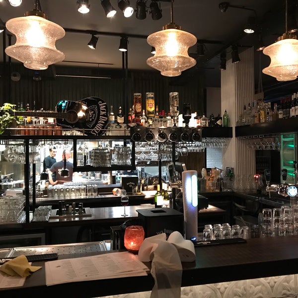1/27/2018 tarihinde Evgeny B.ziyaretçi tarafından Mississippi Bar Kitchen Amsterdam'de çekilen fotoğraf