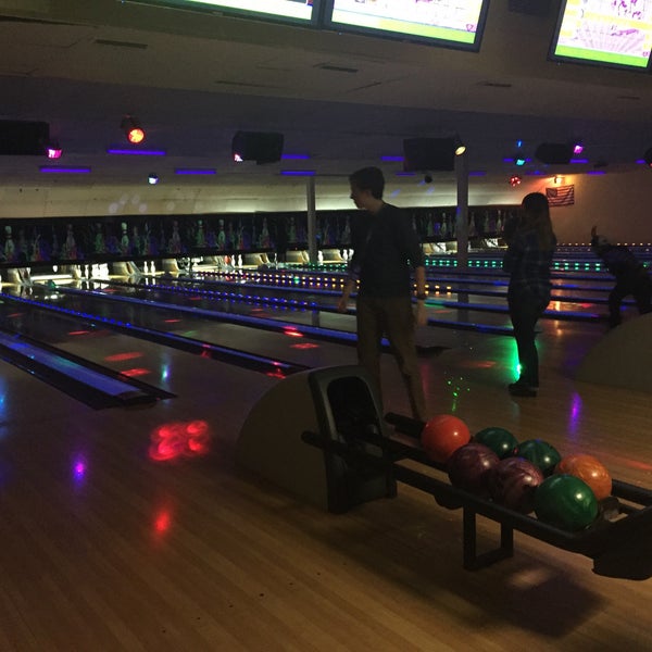 Photo taken at Cowtown Bowling Palace by Wynne D. on 1/3/2016