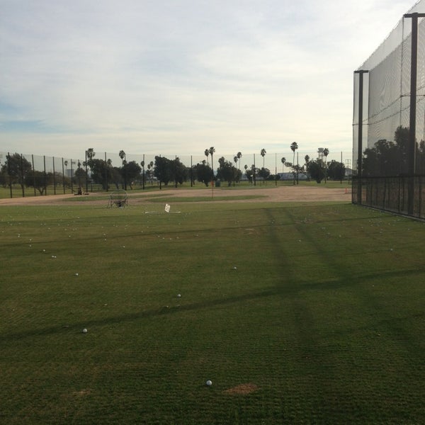 รูปภาพถ่ายที่ Westchester Golf Course โดย Albert S. เมื่อ 1/13/2013