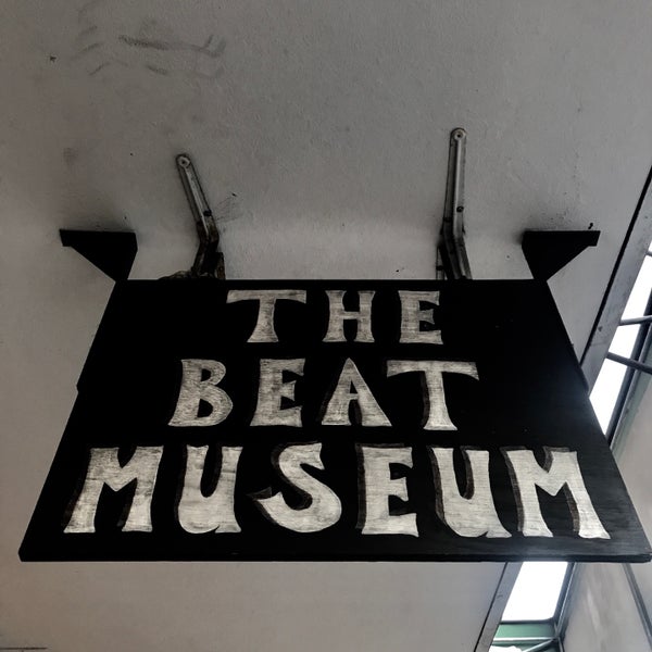 9/28/2017에 Katerina S.님이 The Beat Museum에서 찍은 사진