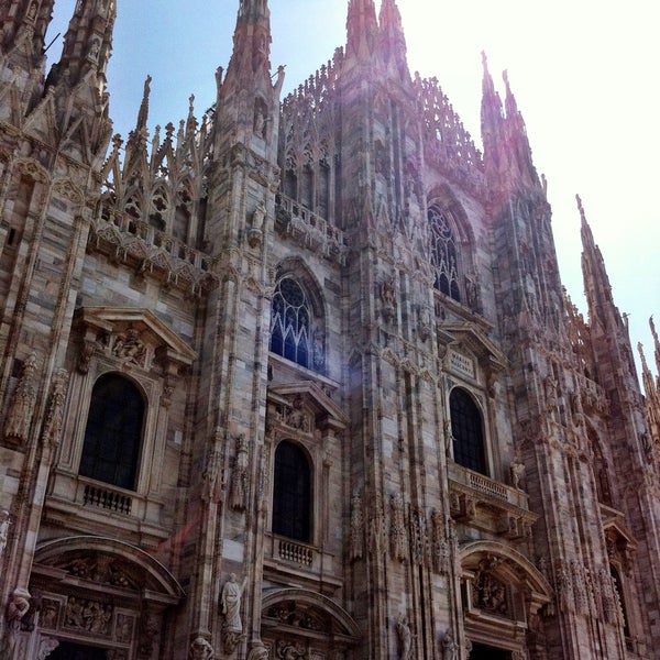 4/15/2013 tarihinde Maymay S.ziyaretçi tarafından Duomo di Milano'de çekilen fotoğraf