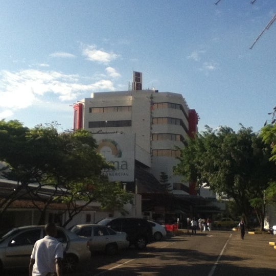 La 14 Calima Centro Comercial 35 tips de 1081 visitantes