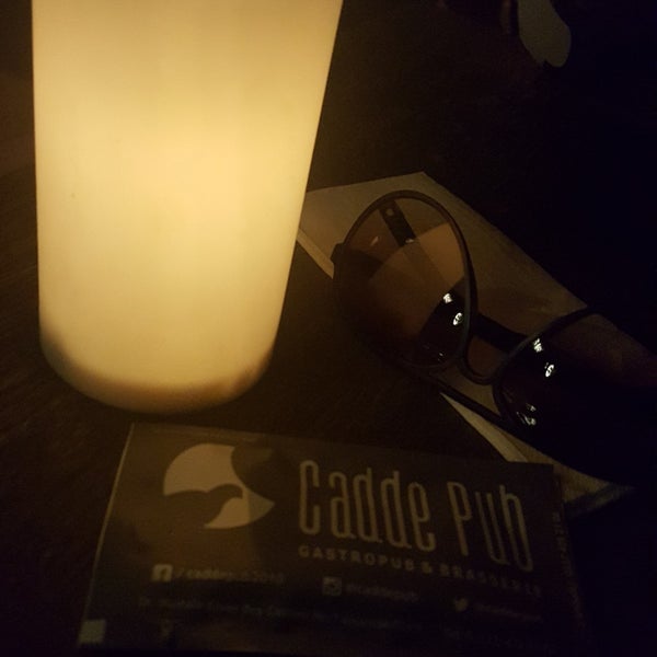 Foto scattata a Cadde Pub da Erdi Y. il 9/14/2018