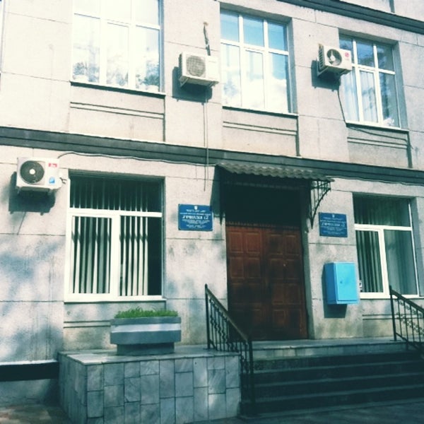 gymnasium's МОУ - Гимназия № 2 in specifics, ulitsa 60 let Komsomola, 5А - Yande