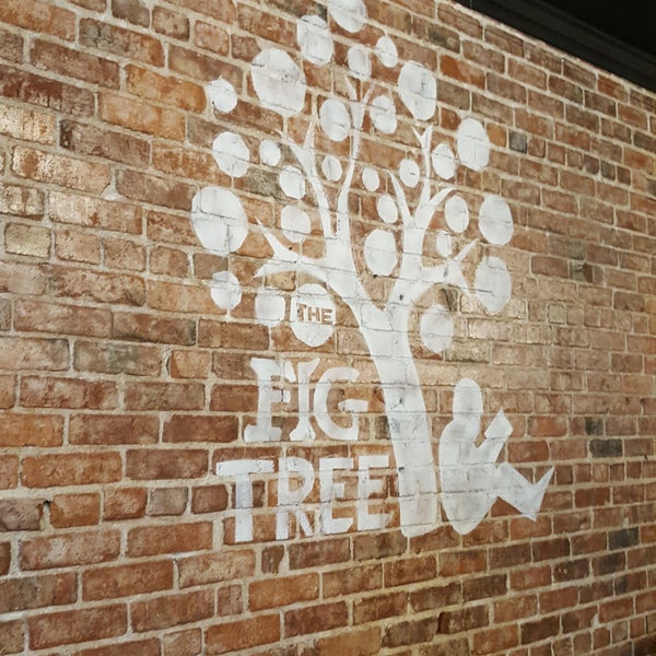 12/23/2017にNic S.がThe Fig Tree Coffee, Art, &amp; Music Loungeで撮った写真
