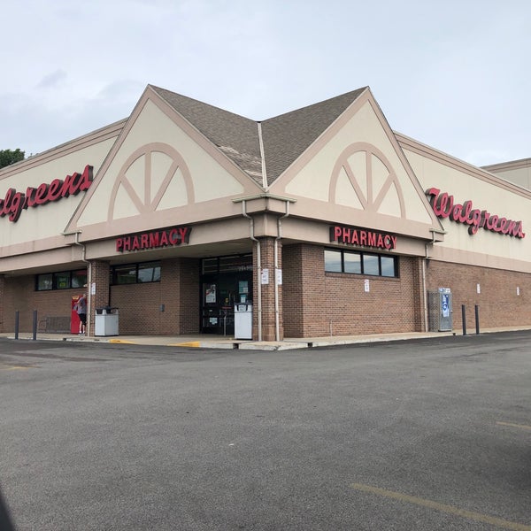 Walgreens Pharmacy in Springfield