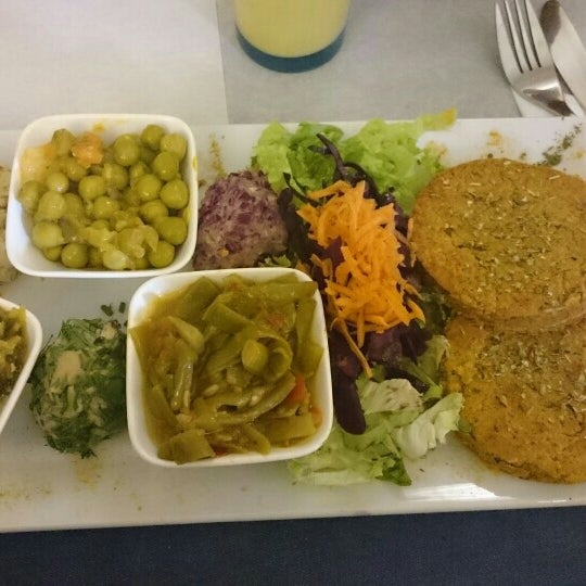 5/28/2015에 Elif C.님이 Ecoisthan Vegan Vegetarian Restaurant &amp; Traveller House에서 찍은 사진