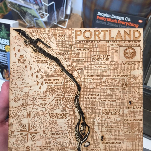 Foto scattata a Hello From Portland da Joe H. il 6/9/2018