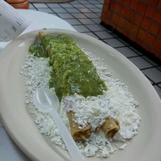 Las Flautas Zona Azul Satelite, México