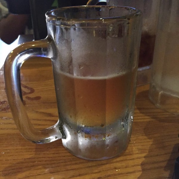 Photo taken at Chili&#39;s Grill &amp; Bar by Skye M. on 6/21/2015