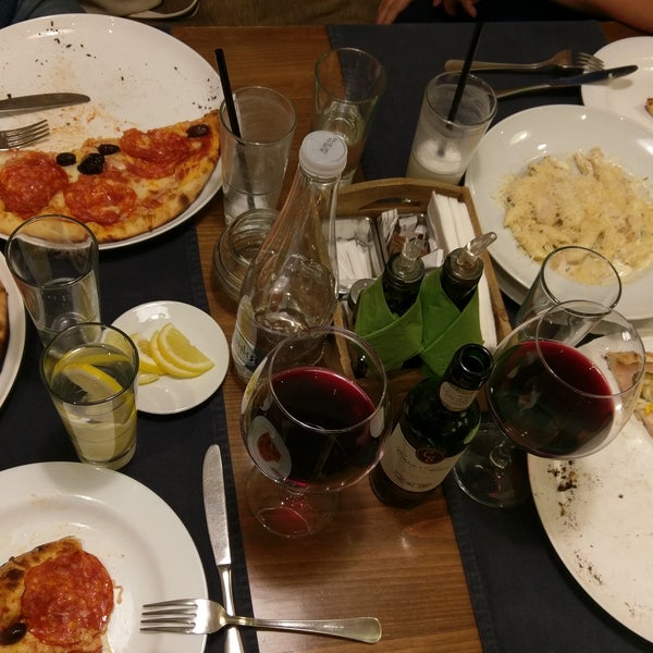 Foto diambil di Пицария-ресторант &quot;iL Forno&quot; oleh Toni S. pada 6/23/2018
