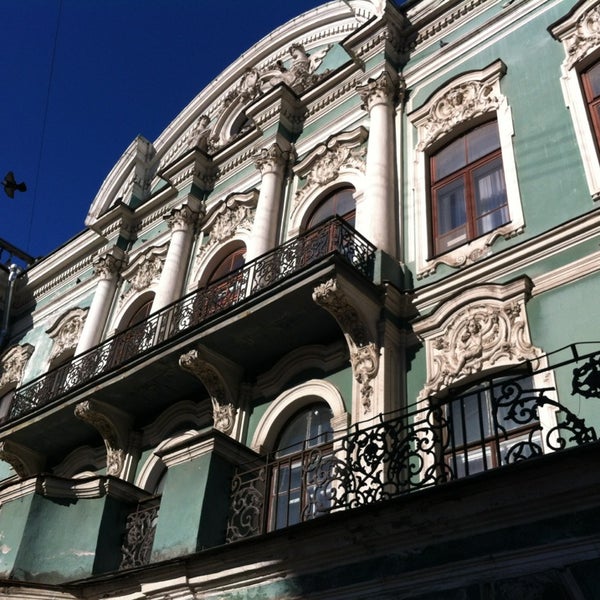 М. Чайковского 10а новороссийск. Дом е. Улица чайковского 10 санкт-петербург. Особняк е.