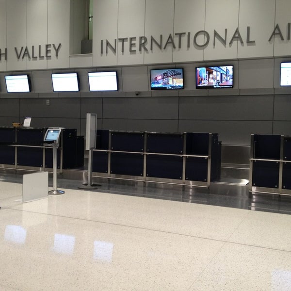 1/22/2013にScooter M.がLehigh Valley International Airport (ABE)で撮った写真