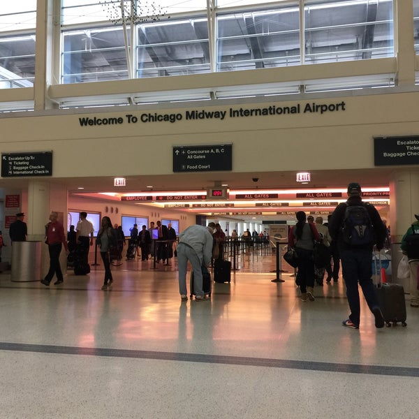 Photo taken at Chicago Midway International Airport (MDW) by Scooter M. on 10/5/2015