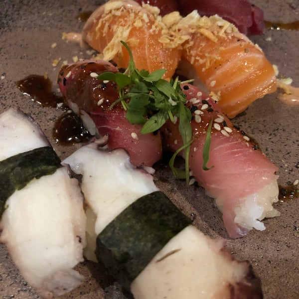 Photo taken at Asato Sushi &amp; Asian food by Glen B. on 9/14/2019