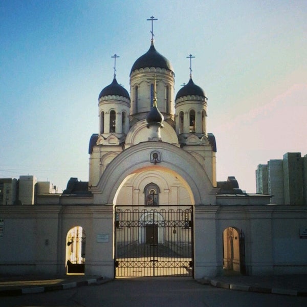 Храмы в марьино москва