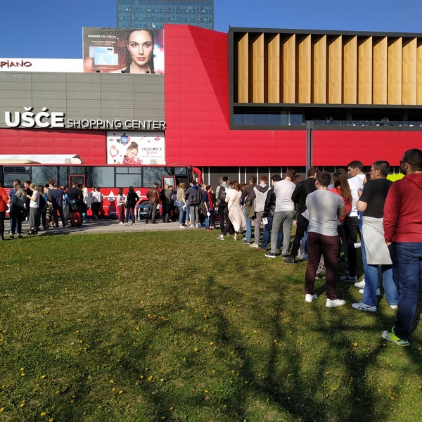 Das Foto wurde bei Ušće Shopping Center von Aleksandar P. am 3/30/2019 aufgenommen