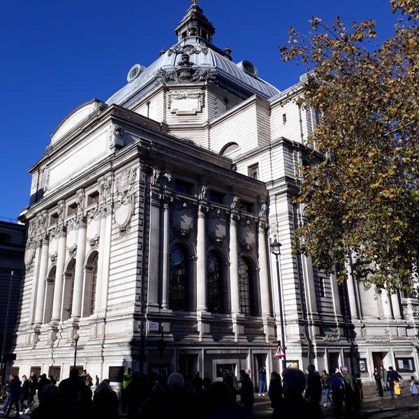 11/11/2018에 Zach S.님이 Methodist Central Hall Westminster에서 찍은 사진