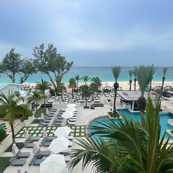 Photo prise au The Westin Grand Cayman Seven Mile Beach Resort &amp; Spa par Zach S. le5/29/2022