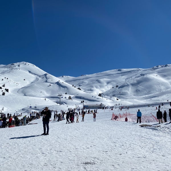 Photo taken at Denizli Bozdağ Kayak Merkezi by Mhsm on 2/19/2022
