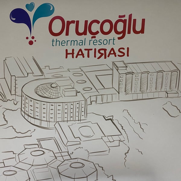 Foto diambil di Oruçoğlu Thermal Resort oleh Sezin U. pada 9/28/2023