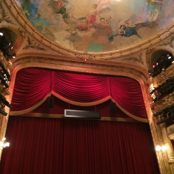 Снимок сделан в Opéra Royal de Wallonie пользователем Florence N. 4/19/2016