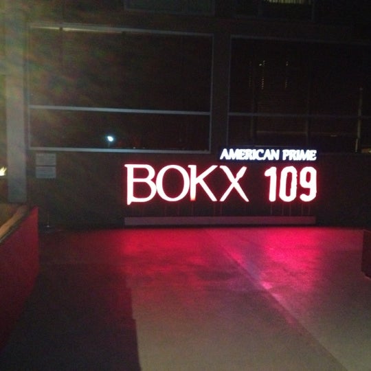 รูปภาพถ่ายที่ BOKX 109 American Prime โดย Mark เมื่อ 12/12/2012