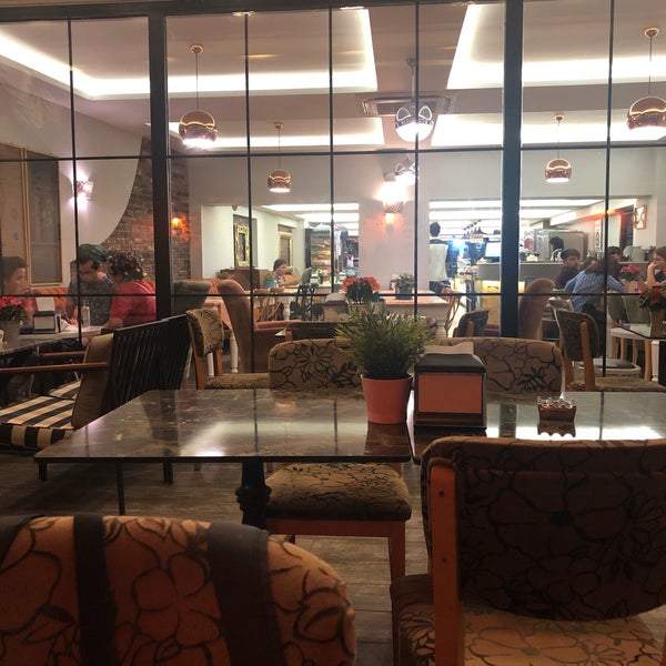 8/31/2019에 Aysegul K.님이 Meydani Cafe &amp; Pastane에서 찍은 사진