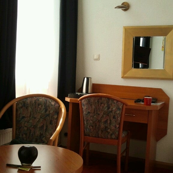 4/28/2013 tarihinde Lahmitaziyaretçi tarafından Hotel Nicolaas Witsen'de çekilen fotoğraf