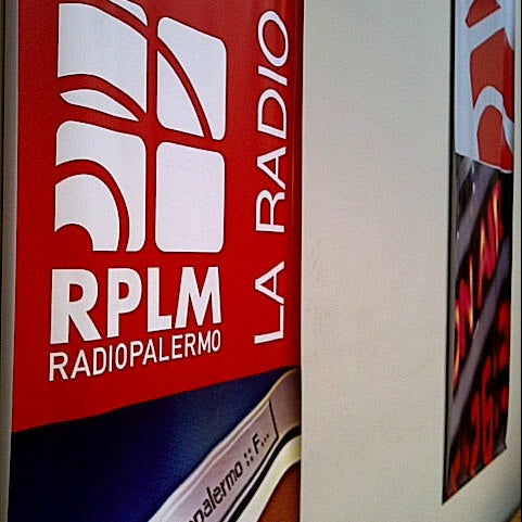 3/4/2013에 Italo D.님이 Radio Palermo에서 찍은 사진