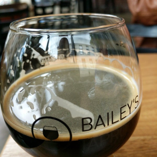 Photo taken at Bailey&#39;s Taproom by Daniel O. on 8/11/2019